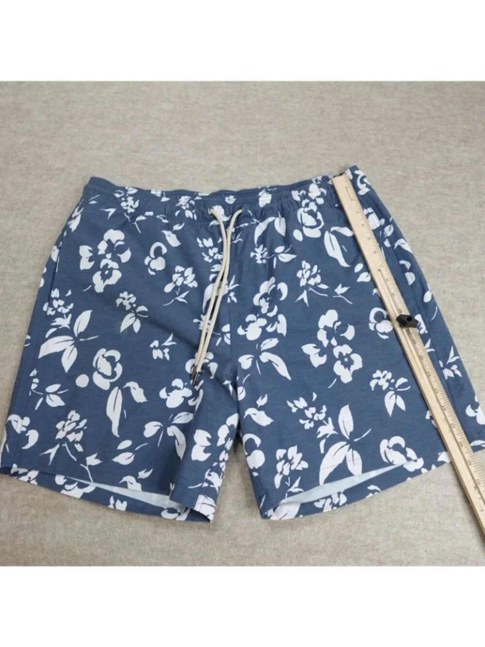 Fair Harbor Mens Swim Shorts 3X Blue Floral Drawstring Lined 6